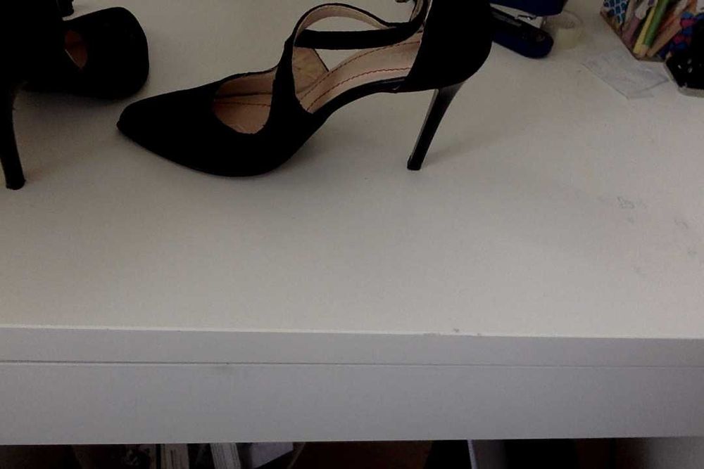 Pantofi dama , eleganti la un super pret