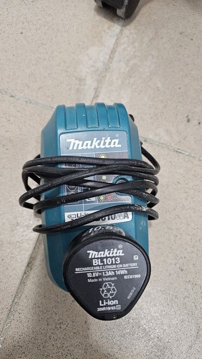 Акумулаторен циркуляр за керамика и стъкло Makita CC301DZ, 85 мм, 12 V
