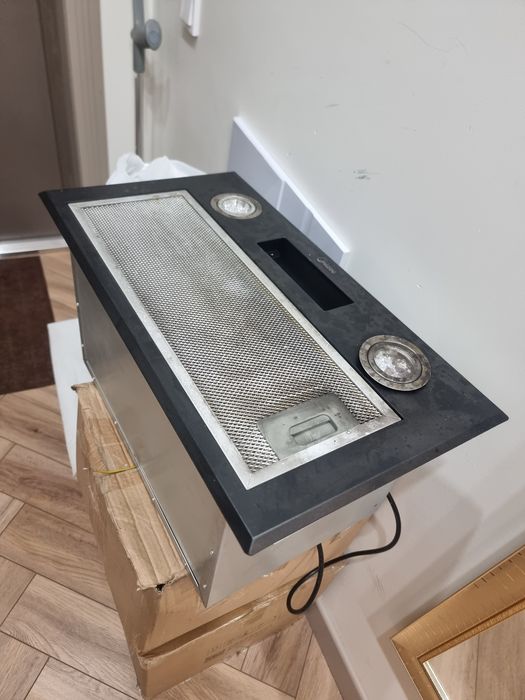 Вытяжка Midea MH601350B