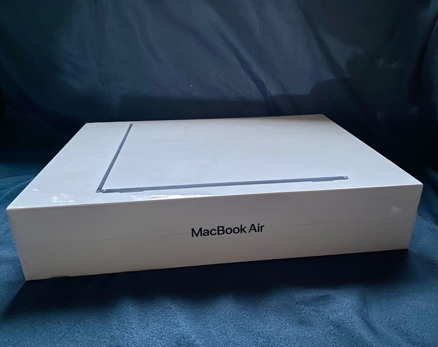 Лаптоп Apple - MacBook Air 13, 13.6'', M2 8/8, 8GB/256GB, тъмносин