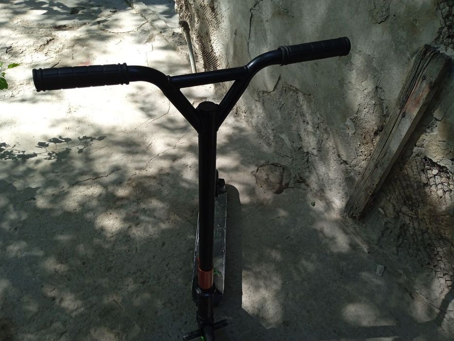 Продам трюковой самокат