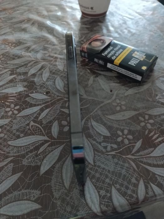 Vând IPhone 12 Pro de 256