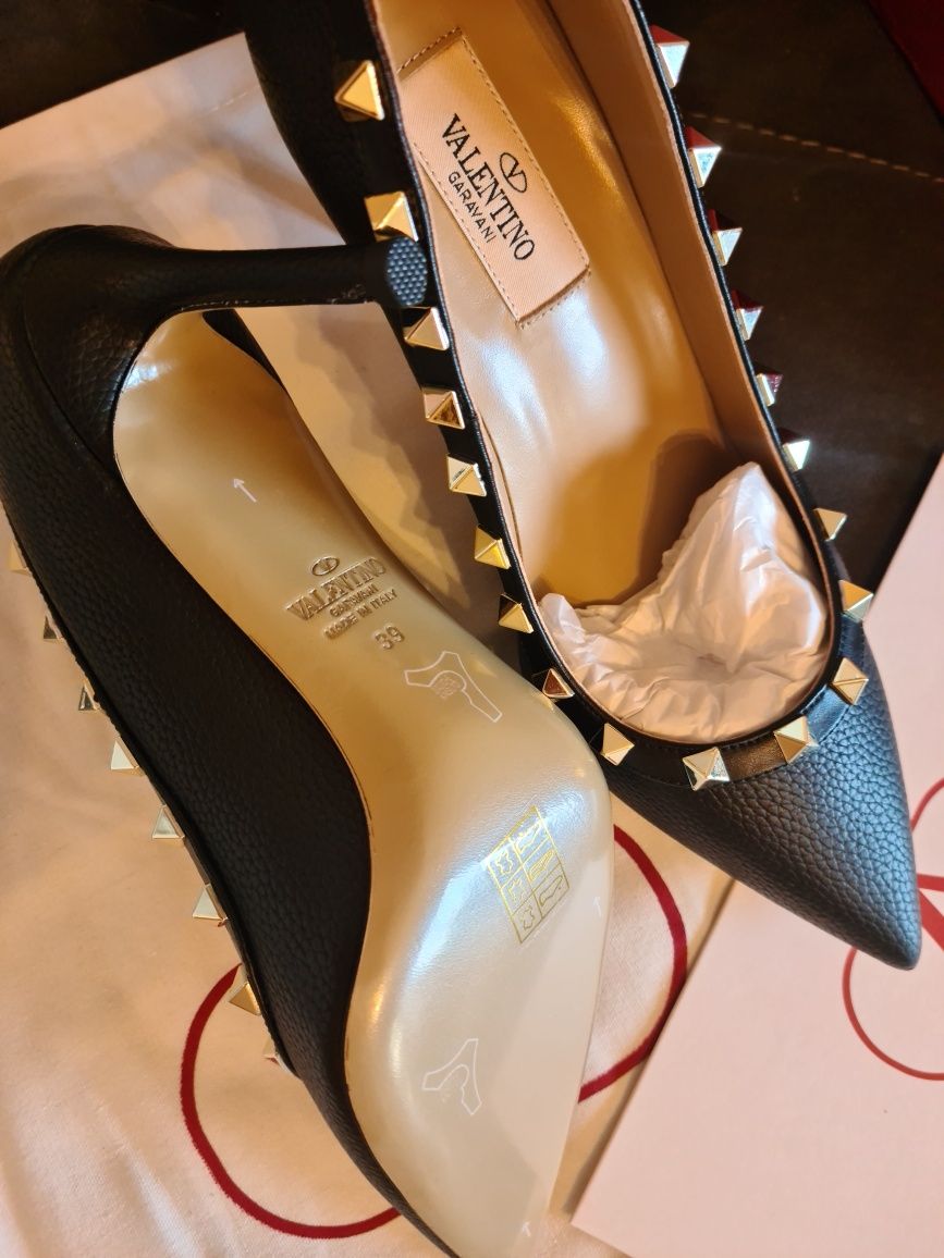 Pantofi Vale*tino Garavani - size 38,39/toc 10 cm/piele nat(Louboutin)