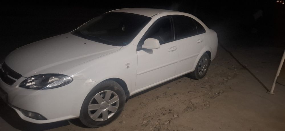 Gentra Chevrolet lacetti 2022