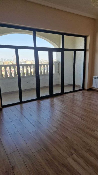 Большая квартира в центре города для респектабельных покупателей