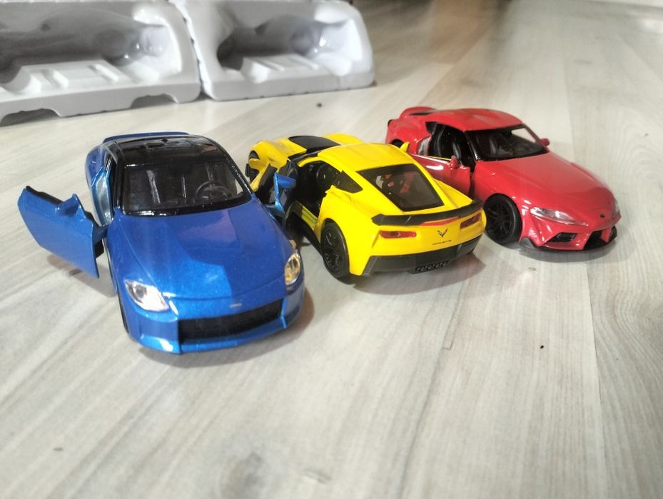 Colecție set mașinuțe hot wheels/welly Pepco stare f bună