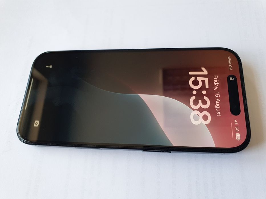 Продавам Iphone 16 Pro 512