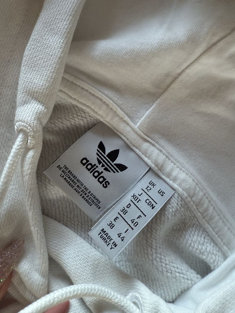 Дамски суичър на Adidas