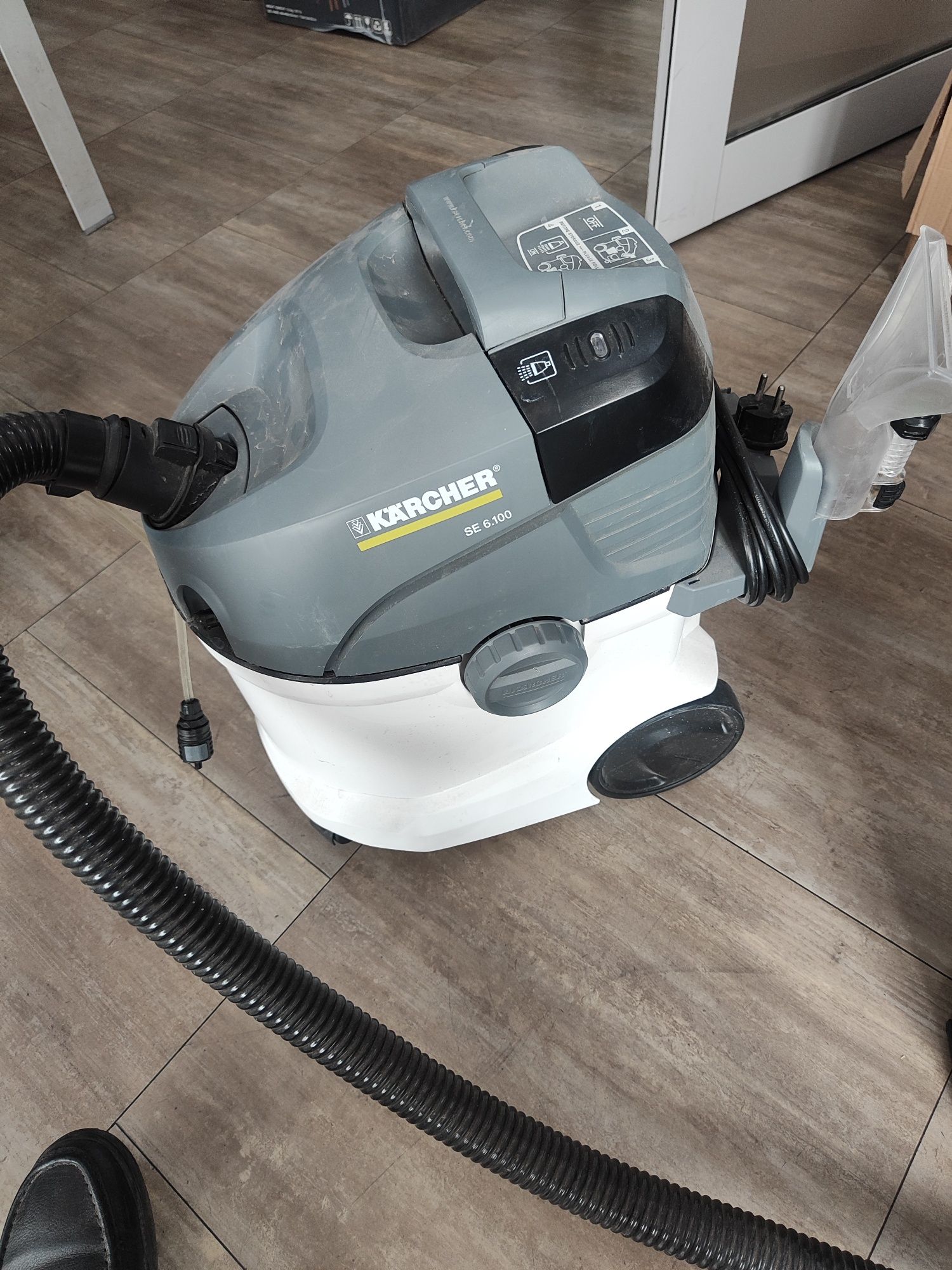 Karcher61000. Пылесос