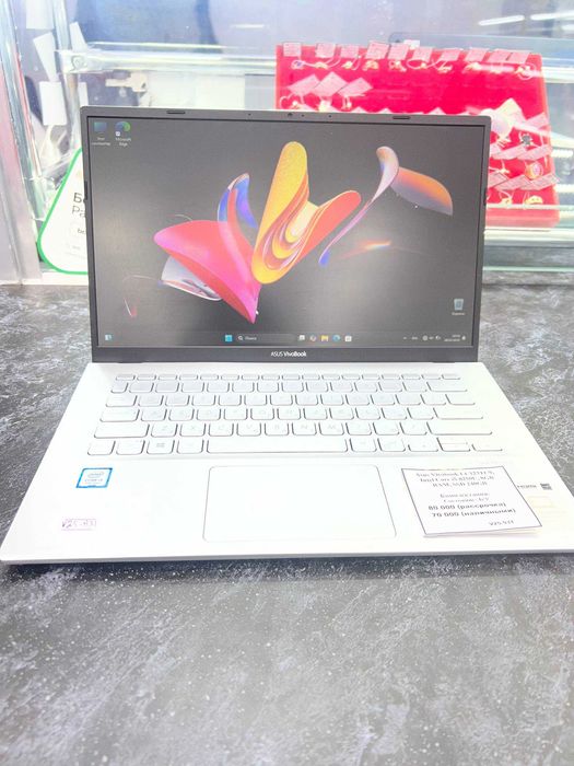 Ноутбук Asus VIvobook, Core i5-8250U, 8GB RAM, SSD 240GB | Рассрочка