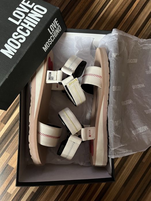 Дамски сандали Moschino