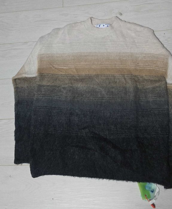 Pulover din lana Off White