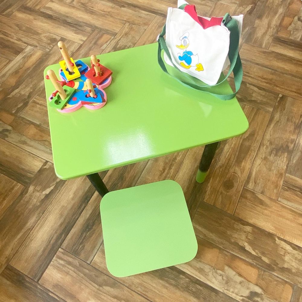 Продам детский стол+стульчик