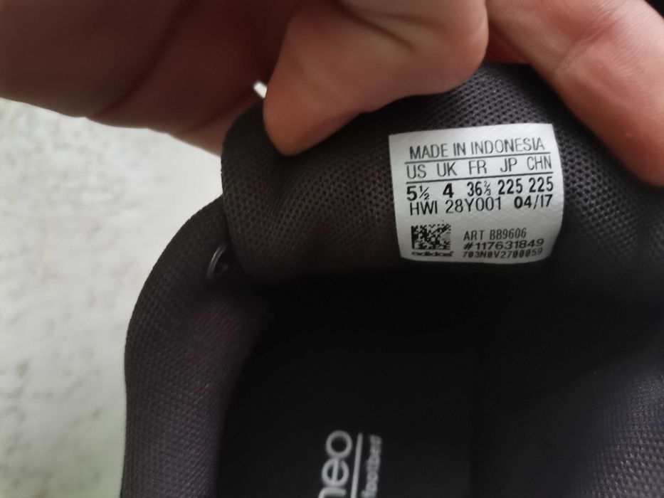 Кецове Adidas neo