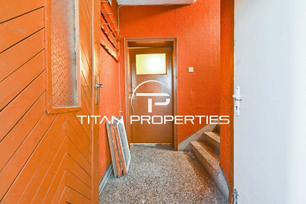 Продава се Къща в с. Мрамор, Област София-град - 240 кв.м за 659 €/кв.м - Снимка #8