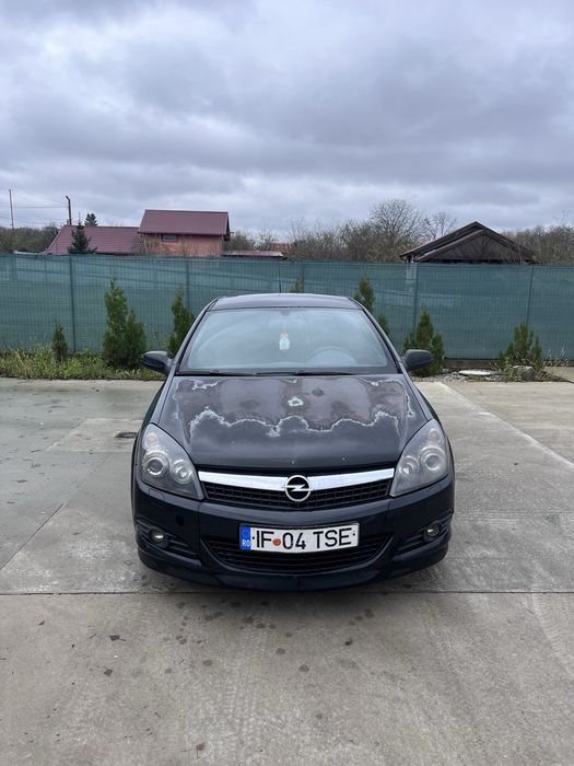 Opel astra H GTC 150 cai
