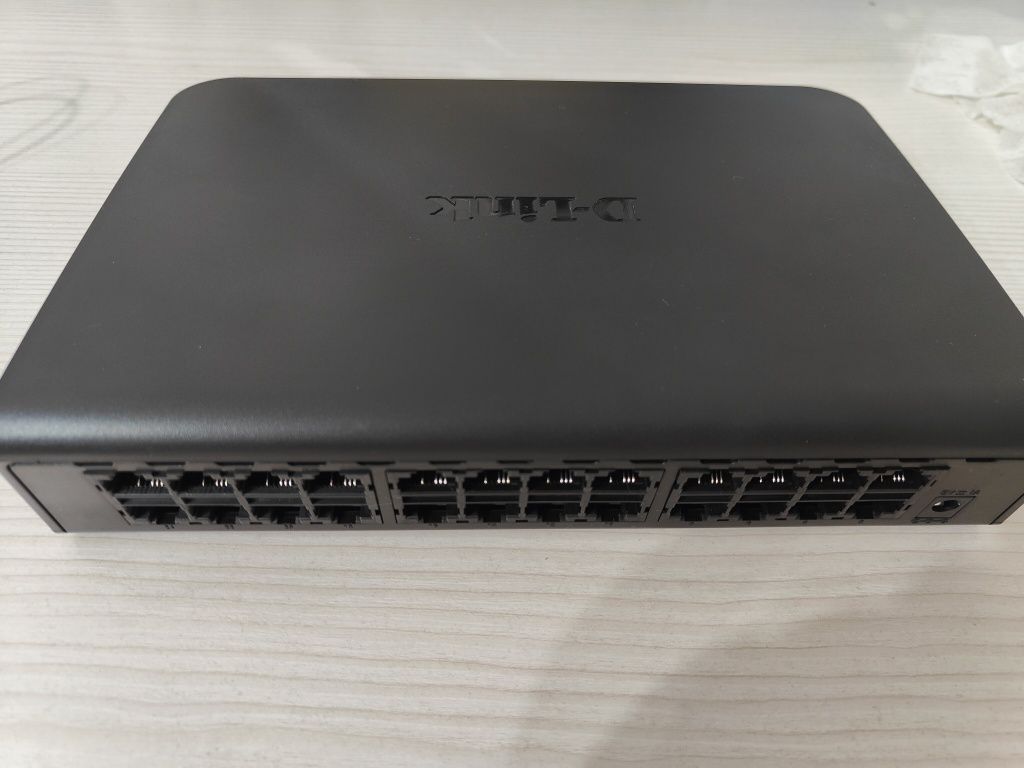 Hub d-link des-1024a