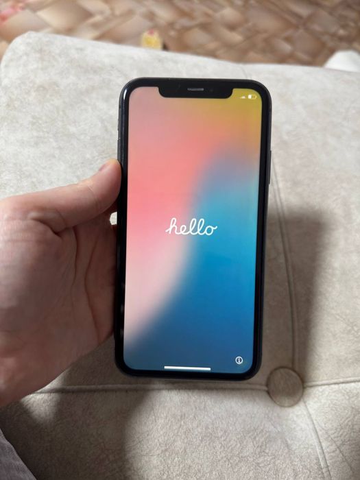 Продам айфон 11 черный