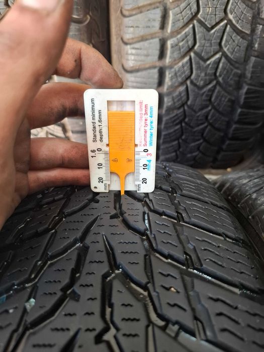 2 Зимни гуми Нокиан 175/65/14 ДОТ21 6.5мм