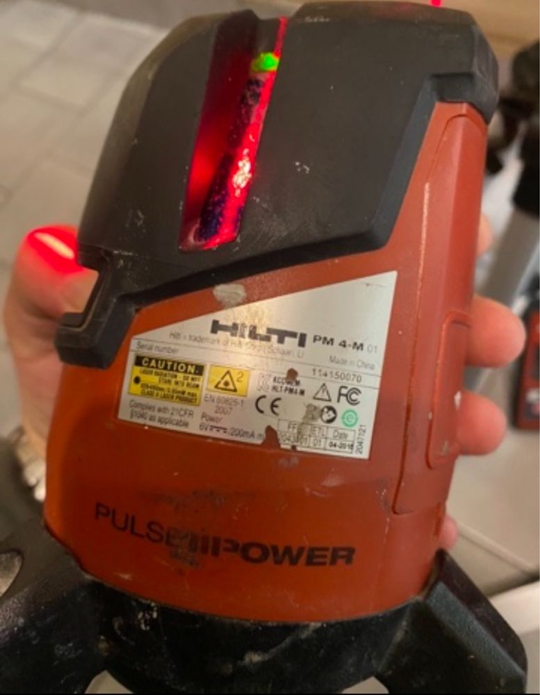 Многолинеен лазерен нивел Hilti pm4 M