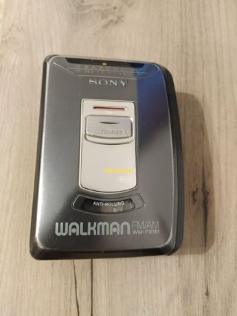 Vând o piesă superbă de colecție,un walkman Sony