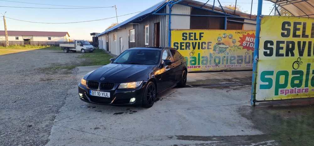 Vând bmw e90 facelift