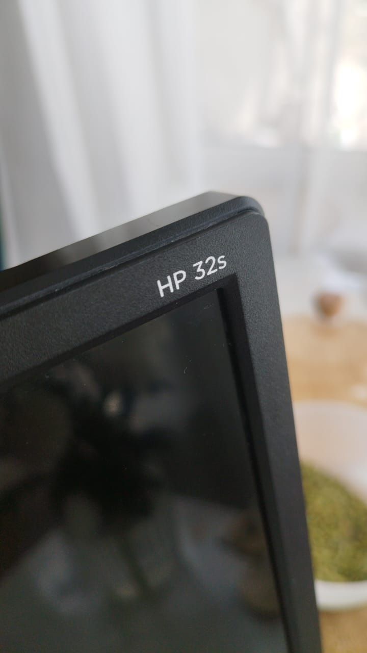 Монитор hp32 продам