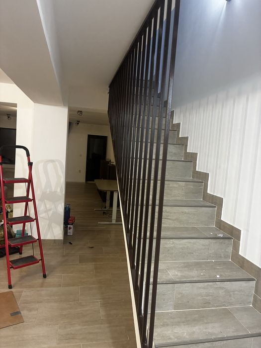 Scari,balustrade,balcoane,riflaje metalice,porti jaluzele