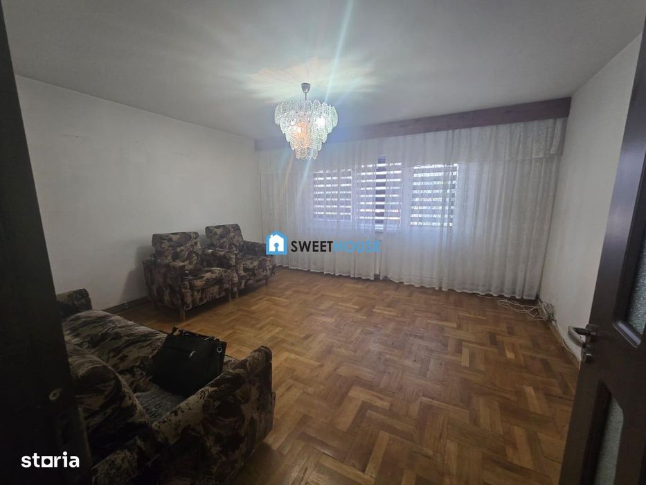 Apartament cu trei camere si beci zona Octavian Paler