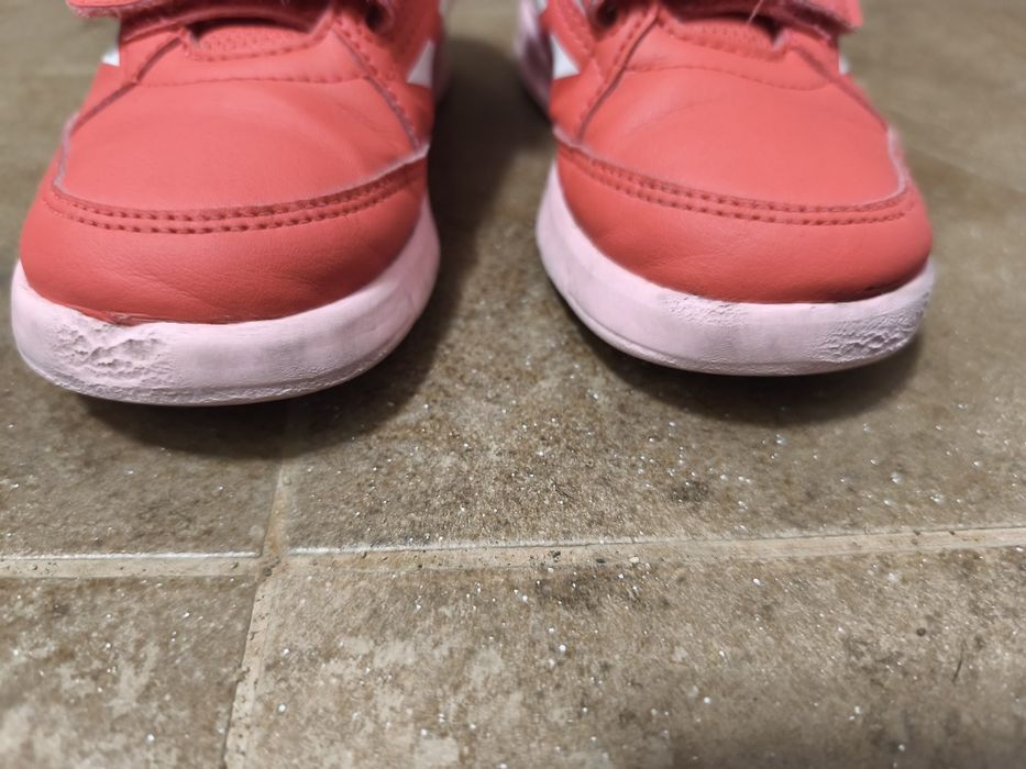 Адидас кожени маратонки