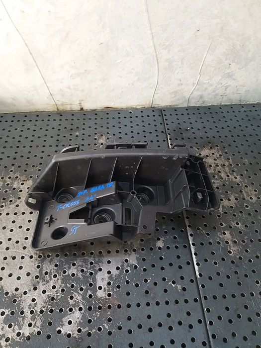 Suport stanga bara spate vw t cross c11 d31 2gm807393ac