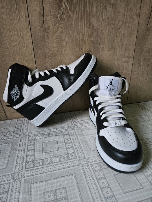 Gheată Nike Air Jordan ( marime 39)