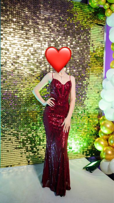 Продам вечернее платье( в идеальном состоянии)