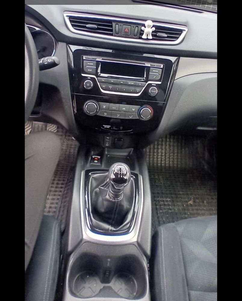 Vand nissan xtrail an 2014