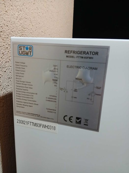 Frigider (93 Litri) ideal pt spatii mici