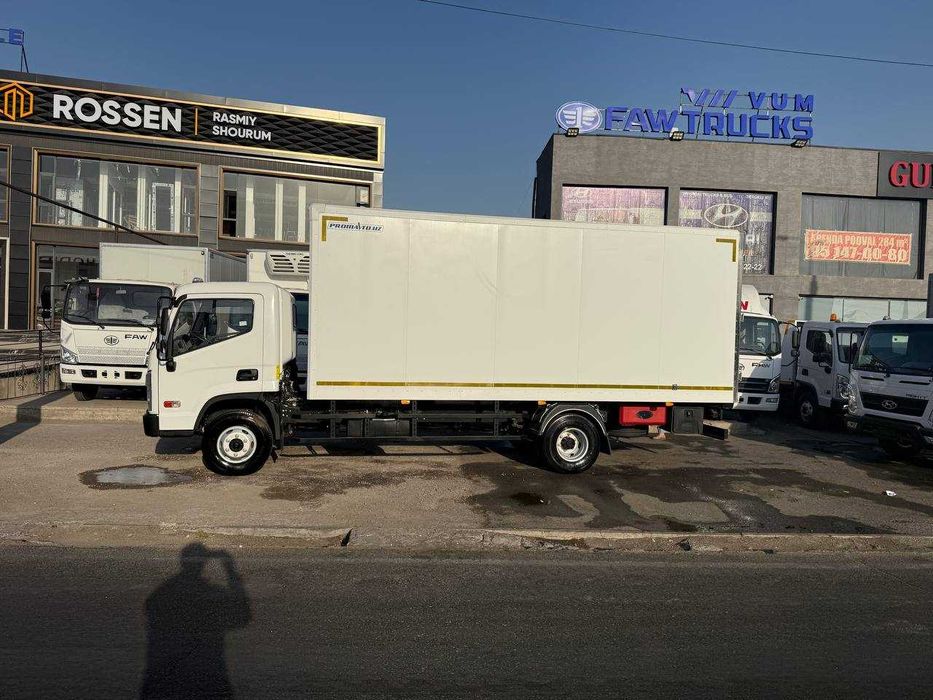 В Наличии! Hyundai Mighty EX8 Изотермический автофургон