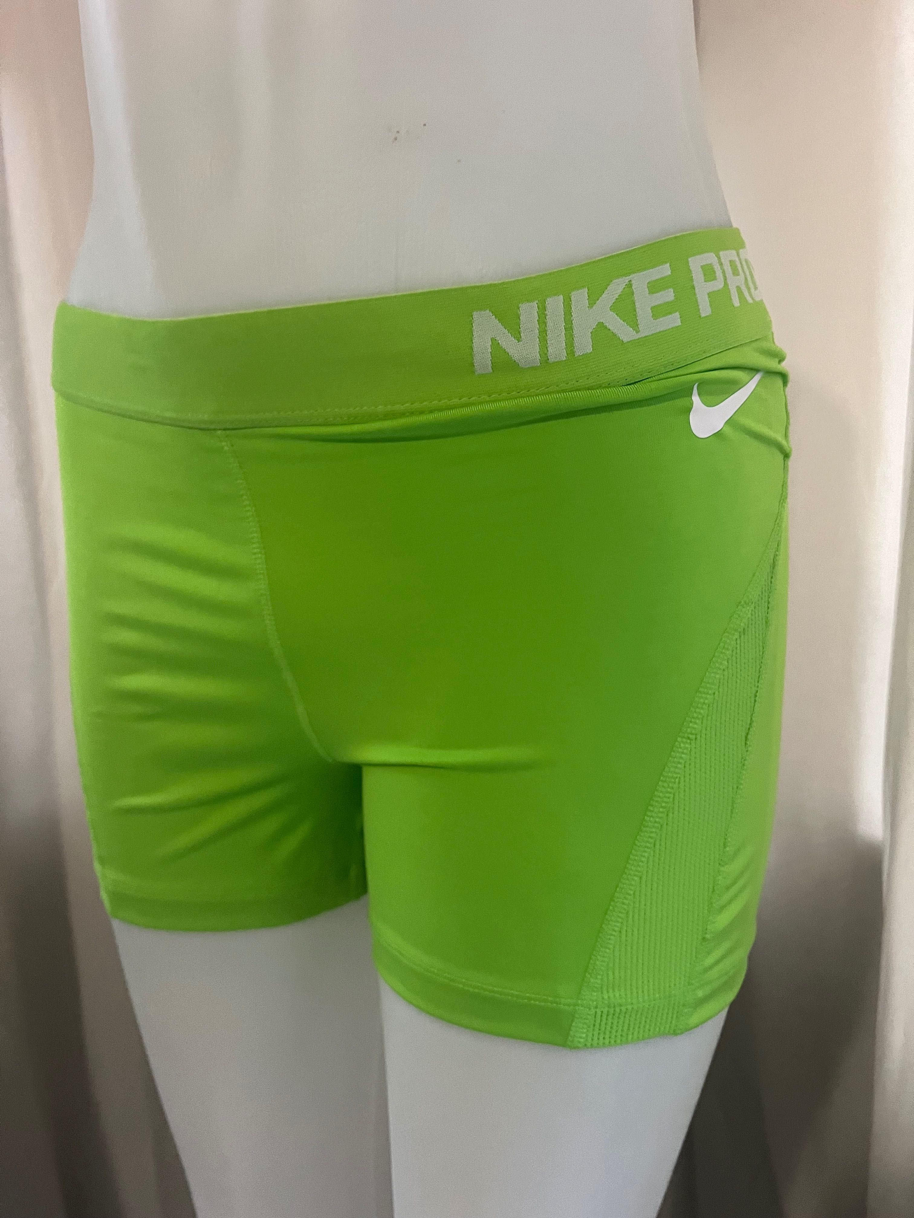 Дамски клинчета Nike