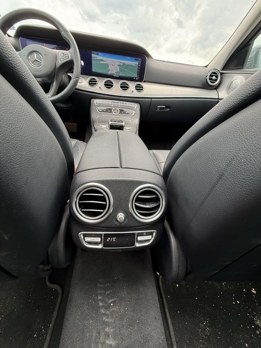 w213 подлакътник Mercedes E 350CDi Обдухване