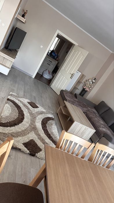 Дава се под наем Тристаен апартамент в Свиленград - 110 кв.м за 663 € - Снимка #2