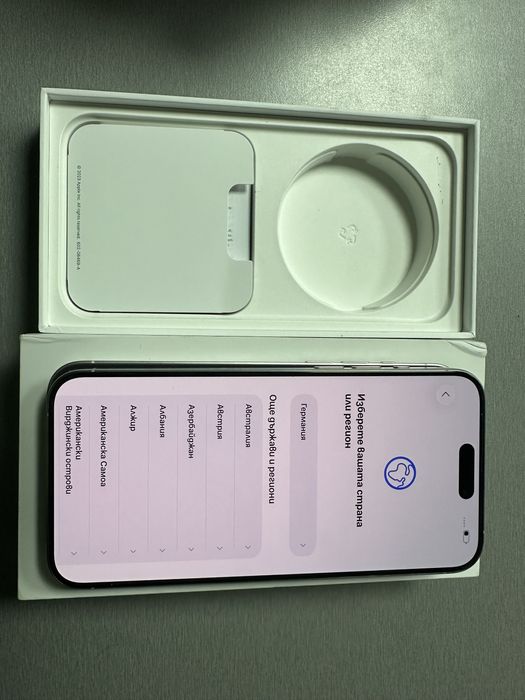 Iphone 15 pro max 256GB бял