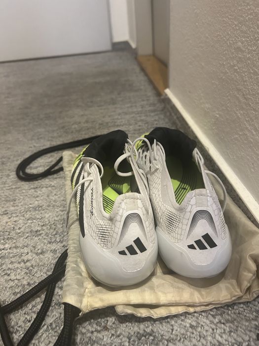 Чисто нови Adidas Predator elite! Номер 431/3 .