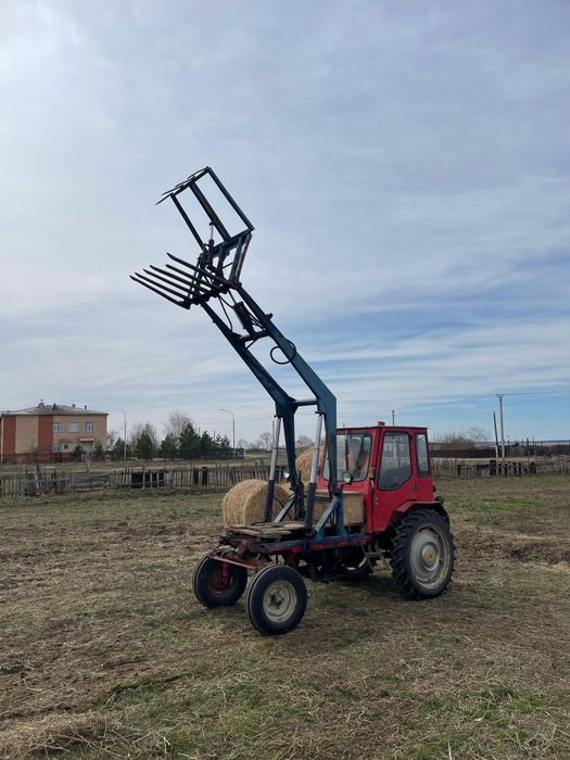 Продам трактор в комплекте, можно по отдельности.