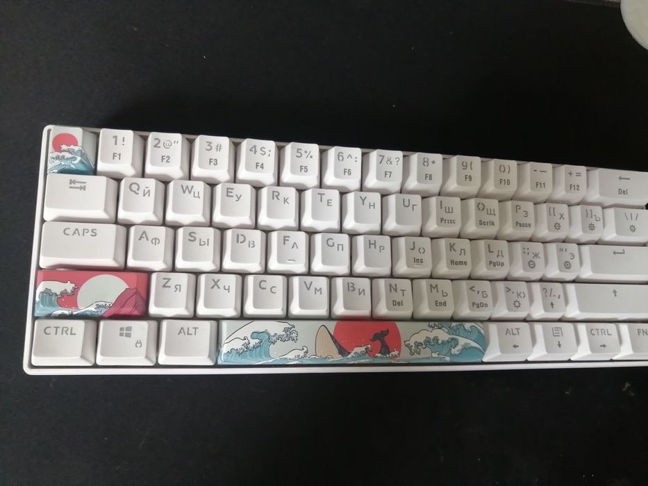 Клавиатура Tanto rgb с кастомными кейкапами