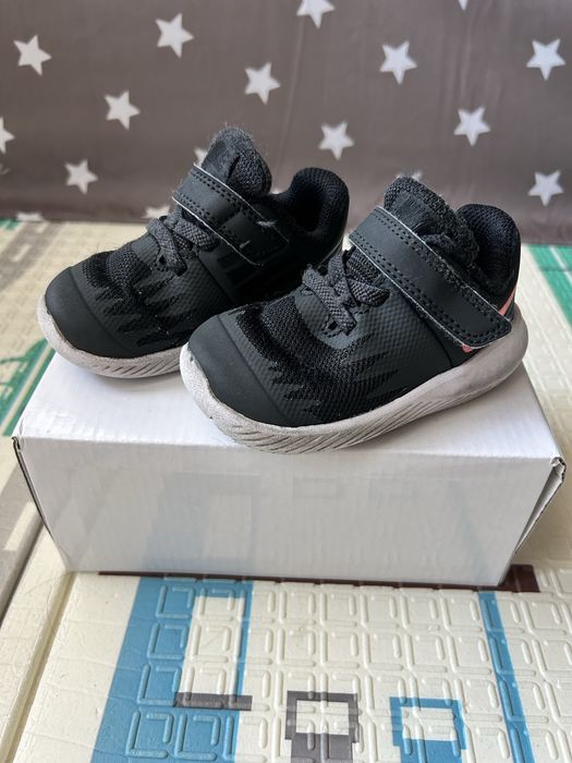 Маратонки Nike (сиви)