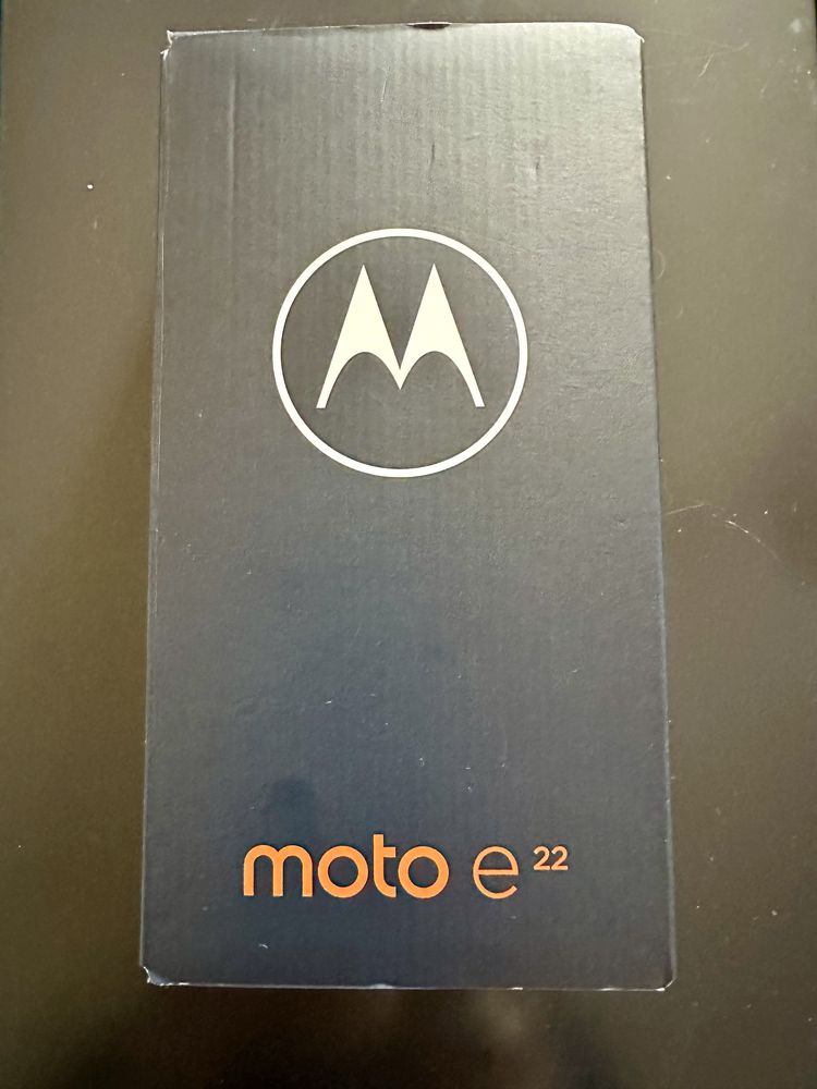 Motorola E22 nou