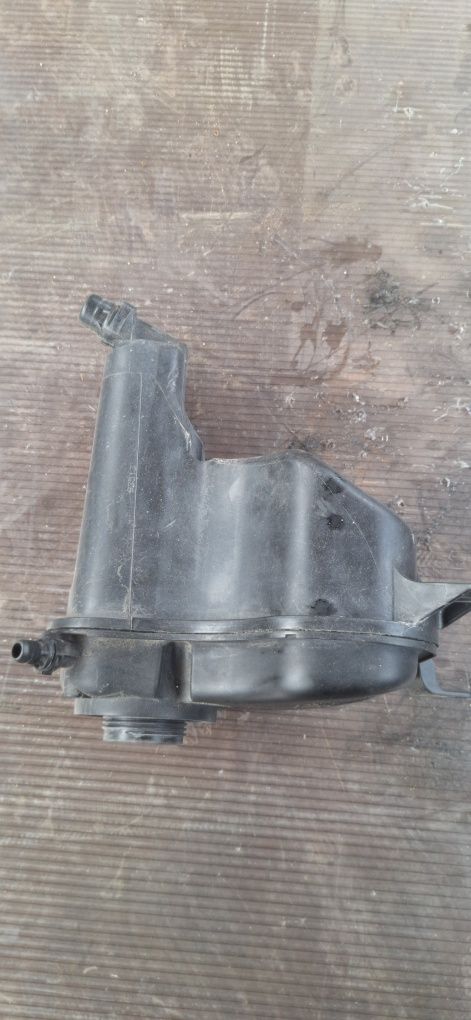 Казанче за антифриз BMW E90 2.5I