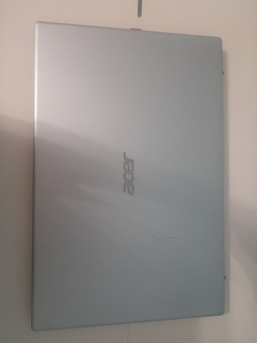 Продам ноутбук Acer б/у