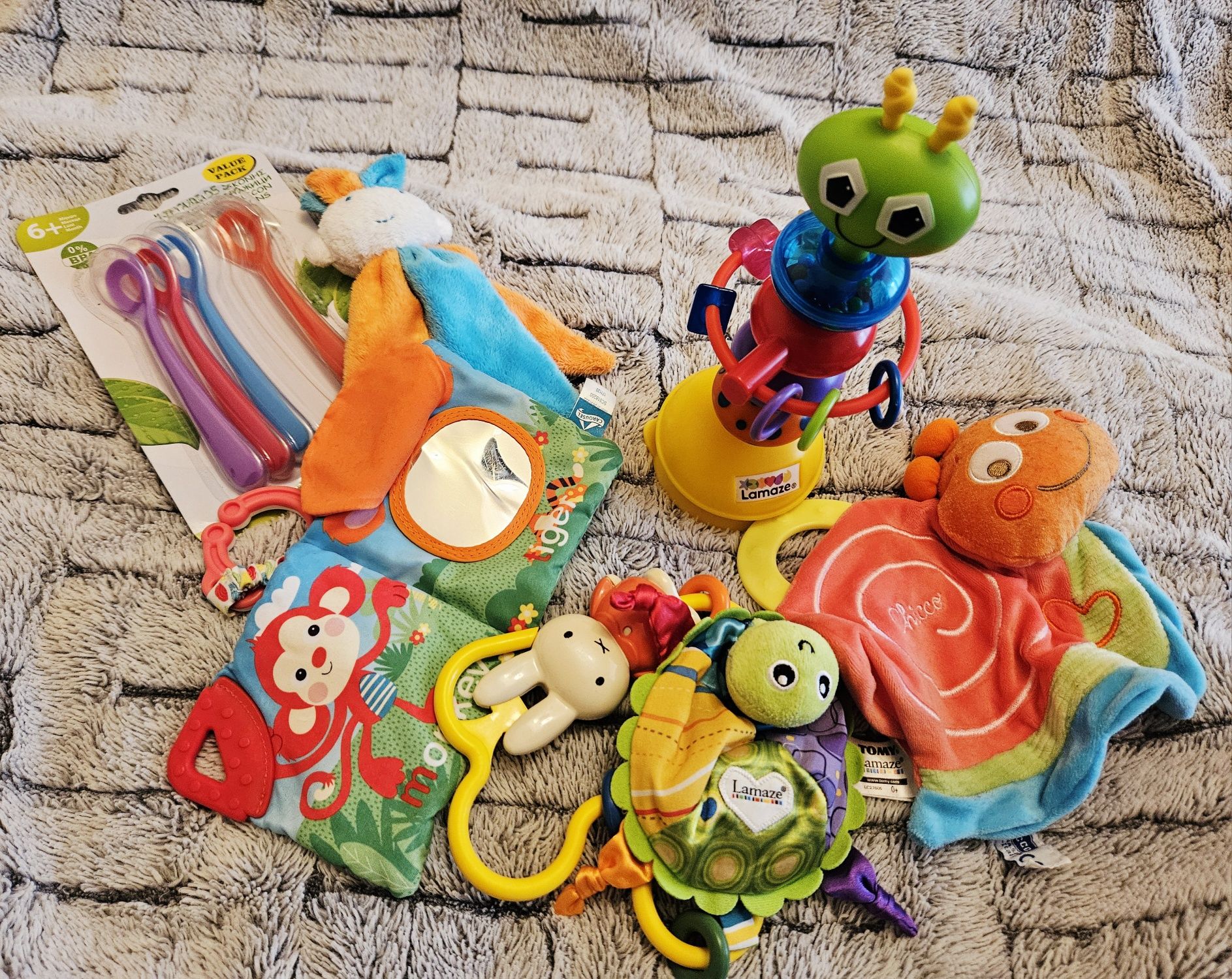 Lot jucarii tip Lamaze