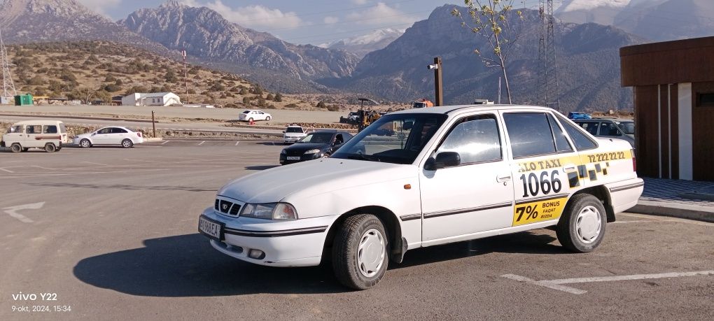 Nexia1 sons trambilyor 2001 xolati yaxshi xarajati yuq