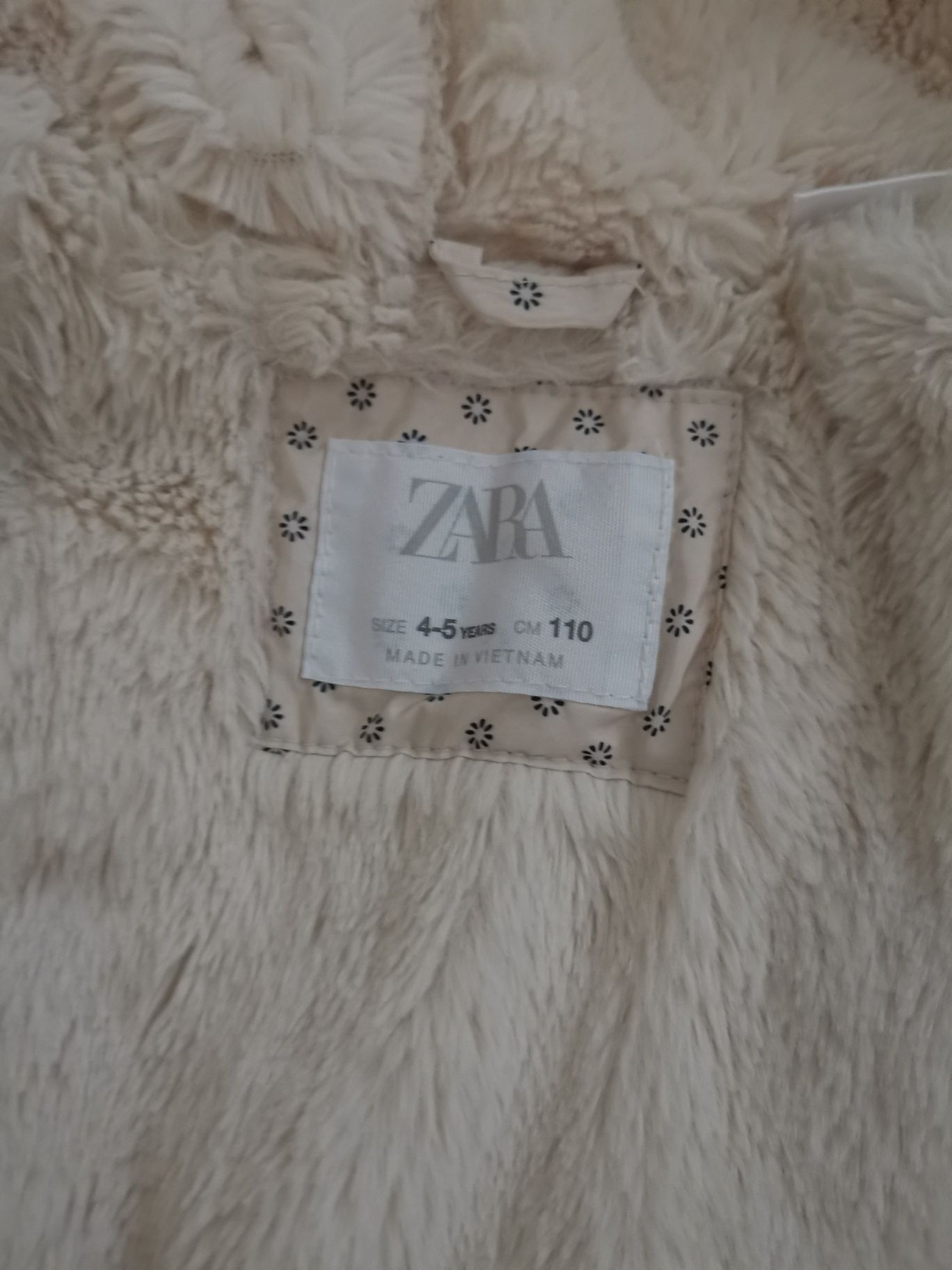 Зимни якенца Zara
